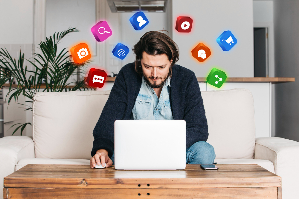 Tips for Using Social Media in the Search for Your First Job
